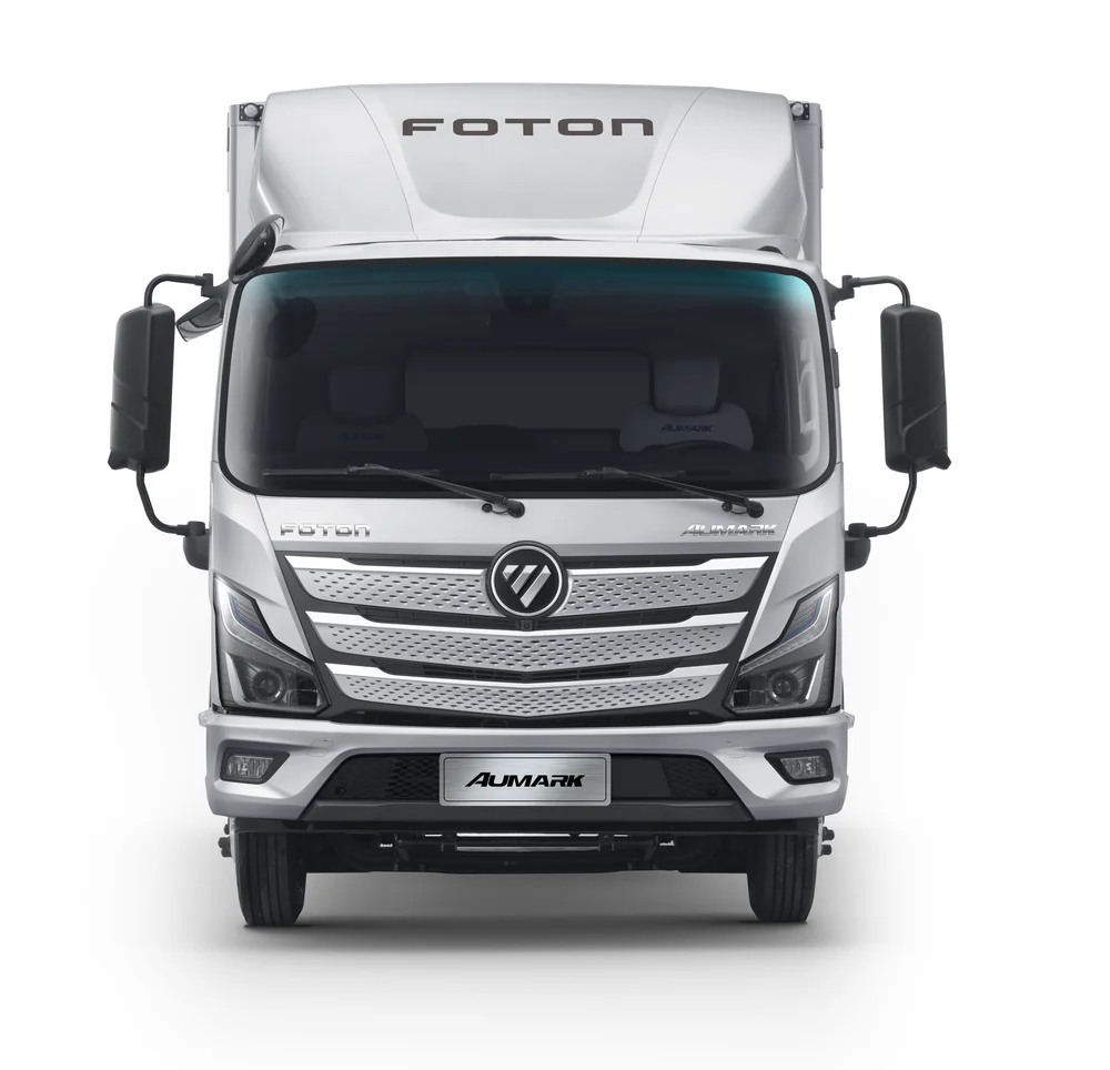 Aumark S315 — vista frontal da cabine nova