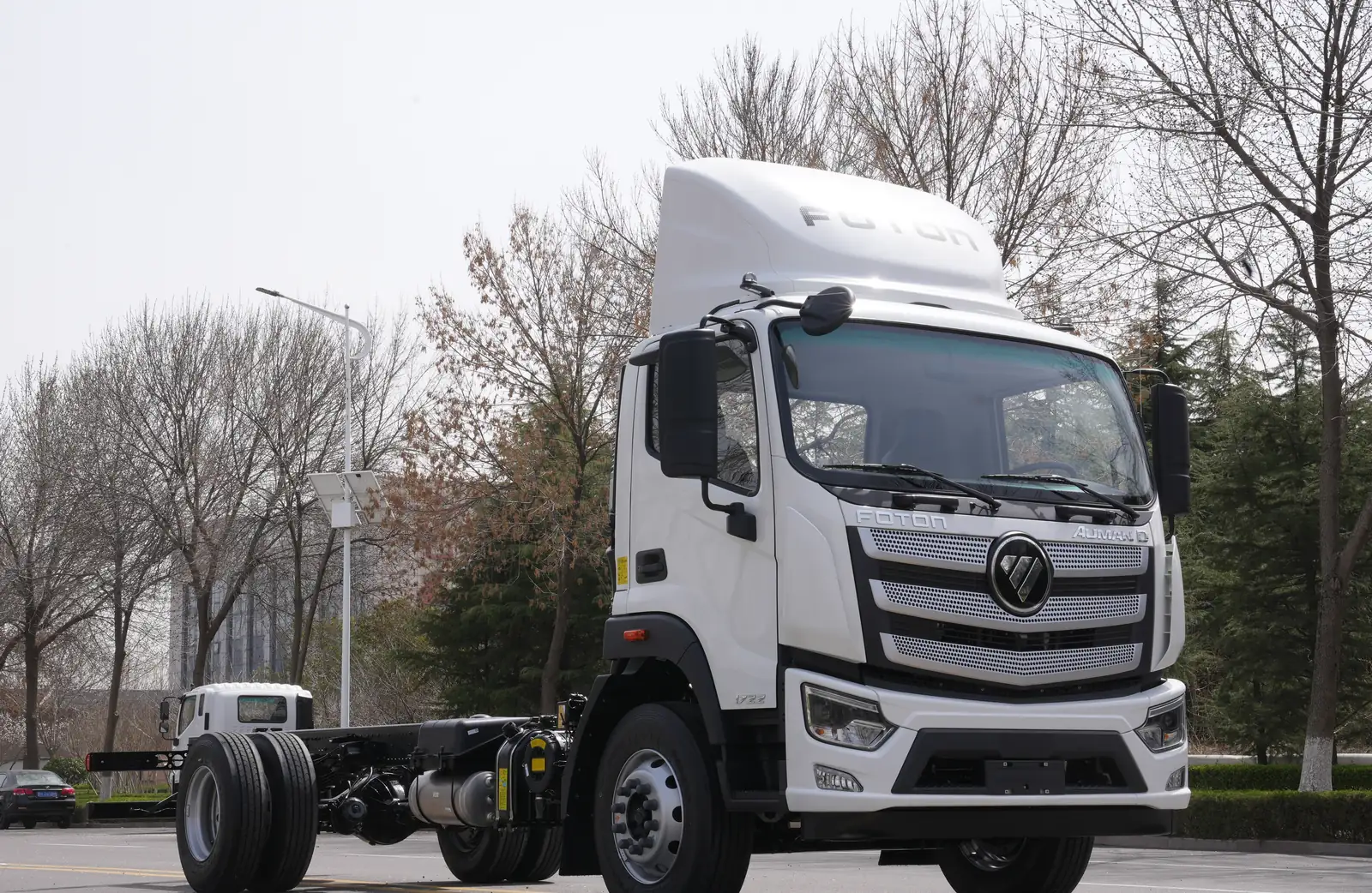 Foton Auman D 1722 — semipesado 4x2 na estrada