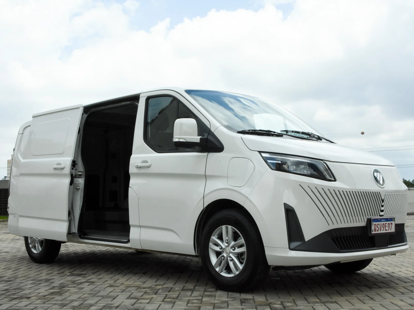 Foton eView Grand